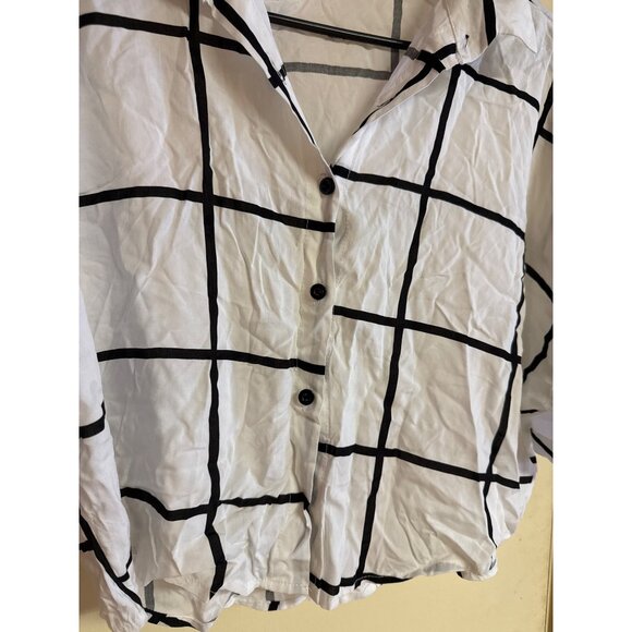 Jon & Anna Contemporary M White & Black Checkered Button-Up Cropped Shirt With 3 - Picture 2 of 6